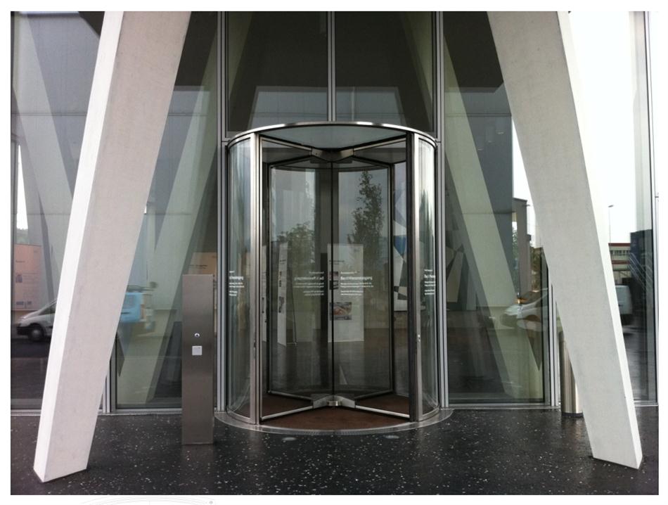 “水晶旋轉(zhuǎn)門”讓建筑、裝飾設(shè)計(jì)師更加自如！(圖2)